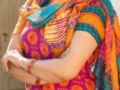 चार बच्चों के बाप को दिल दे बैठी पांच बच्चों की मां घर से हुई फरार फेसबुक पर डाली शादी की फोटो तो…