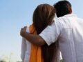 मासूम बेटियों को बिलखता छोड़ ब्यॉयफ्रेंड के साथ फरार हुई चार बच्चों की मां.. 3 लाख कैश और गहने भी ले गई