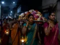 सिर्फ रात को ही क्यों निकाली जाती है किन्नरों की शव यात्रा, वजह जानकर चौंक जायेंगे आप