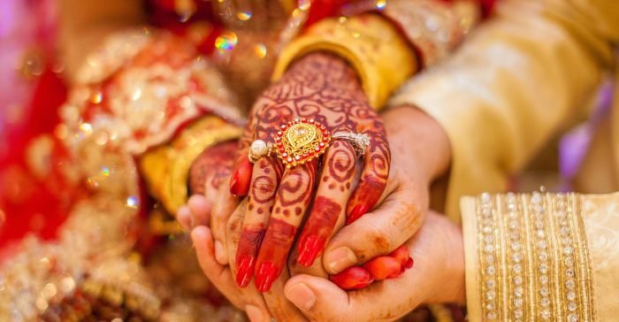 Indian_Wedding_Hands_2019_0-700×364