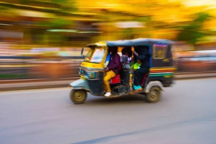 honest-autowala-2-700×465